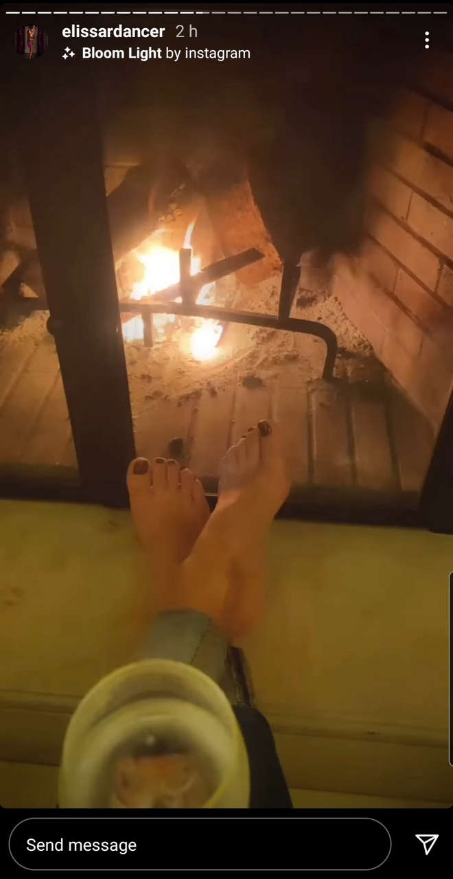 Elissar Abu Murad Feet