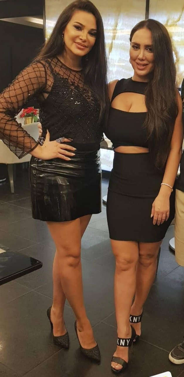 Elissar Abu Murad Feet