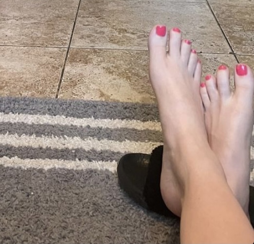 Abigail Gardner Feet