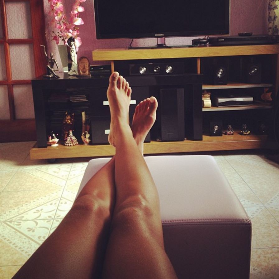 Aline Dias Feet