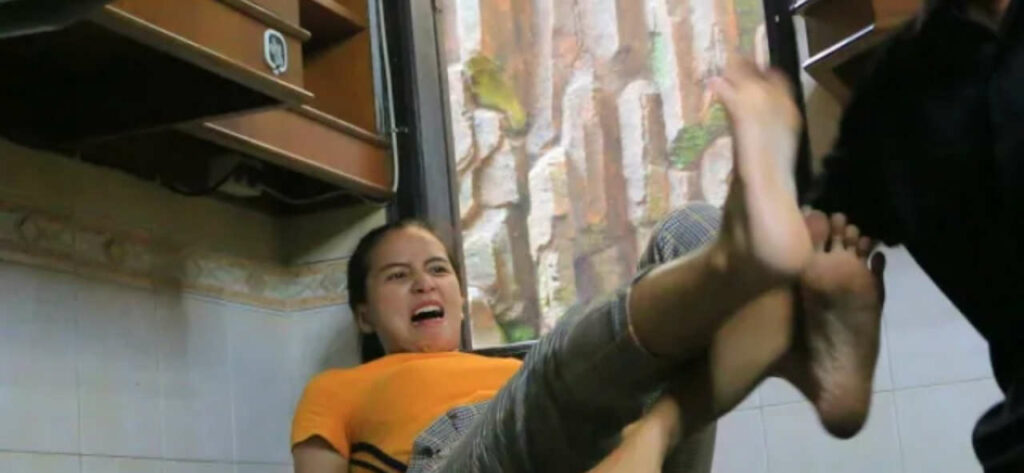 Chintya Candranaya Feet (54 photos)