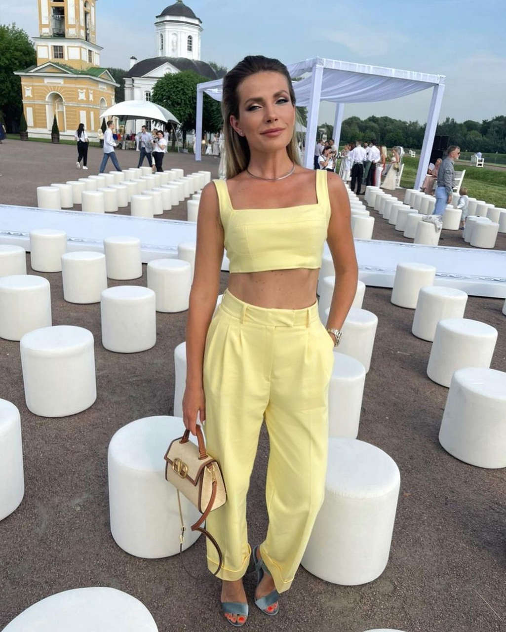 Antonina Papernaya Feet