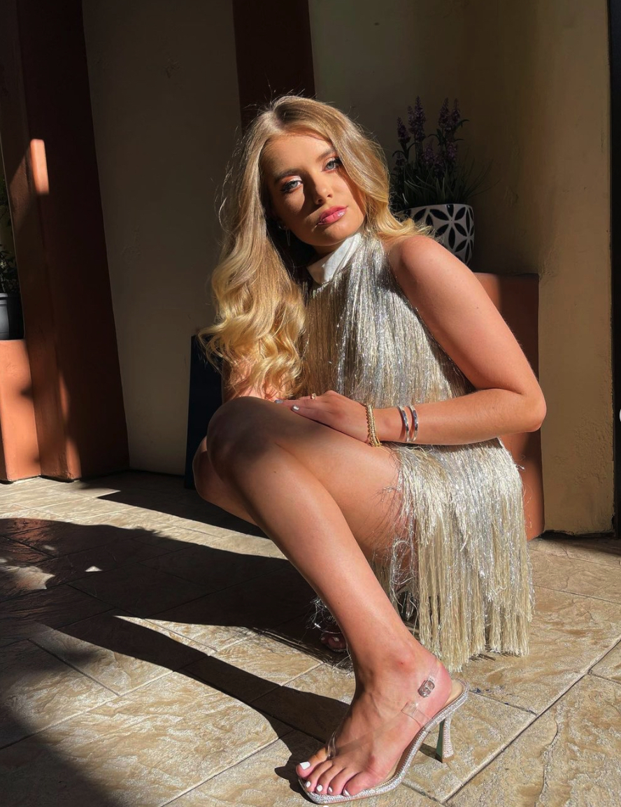 Demi Burnett Feet