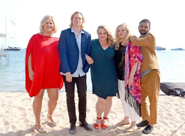 Danielle Macdonald Feet