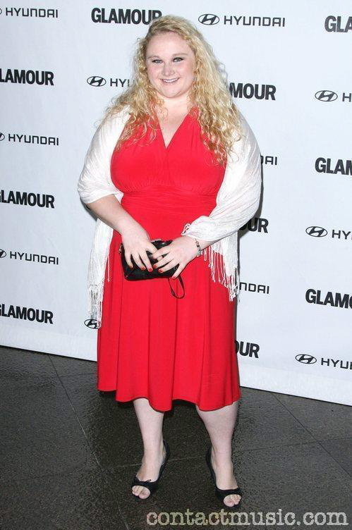 Danielle Macdonald Feet