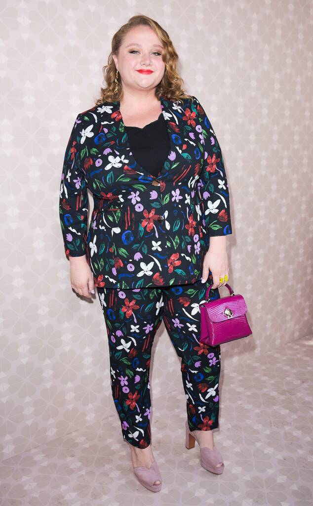 Danielle Macdonald Feet