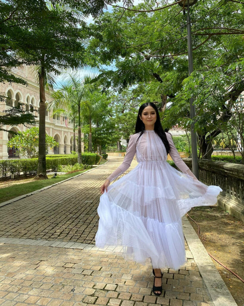 Yuna Rahim Feet (22 photos)
