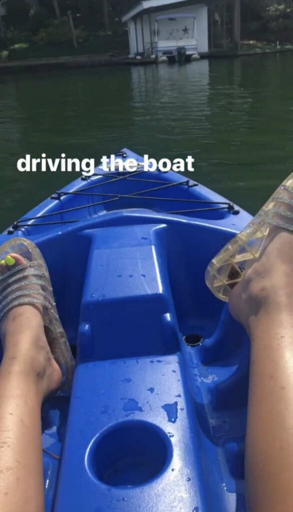 Alix Lapri Feet (25 photos)