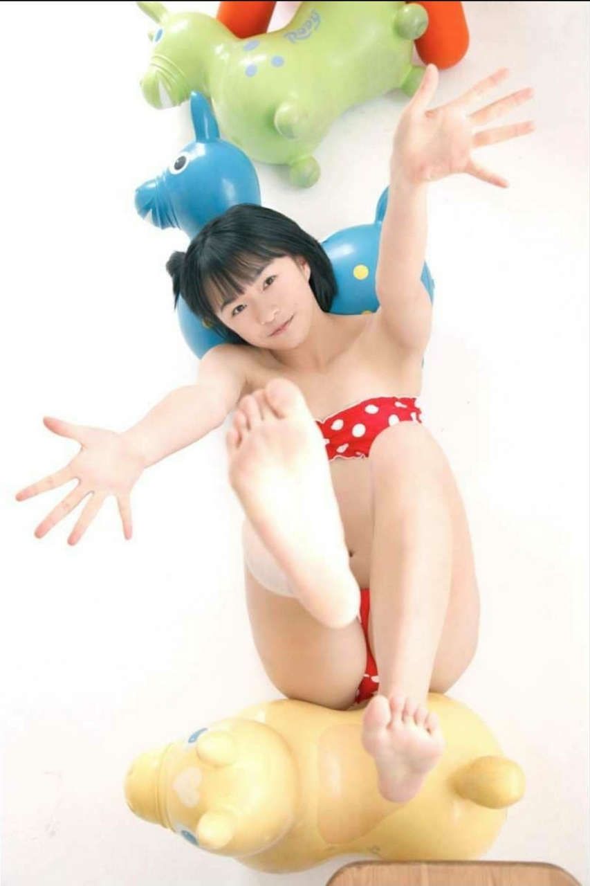 Haruka Momokawa Feet