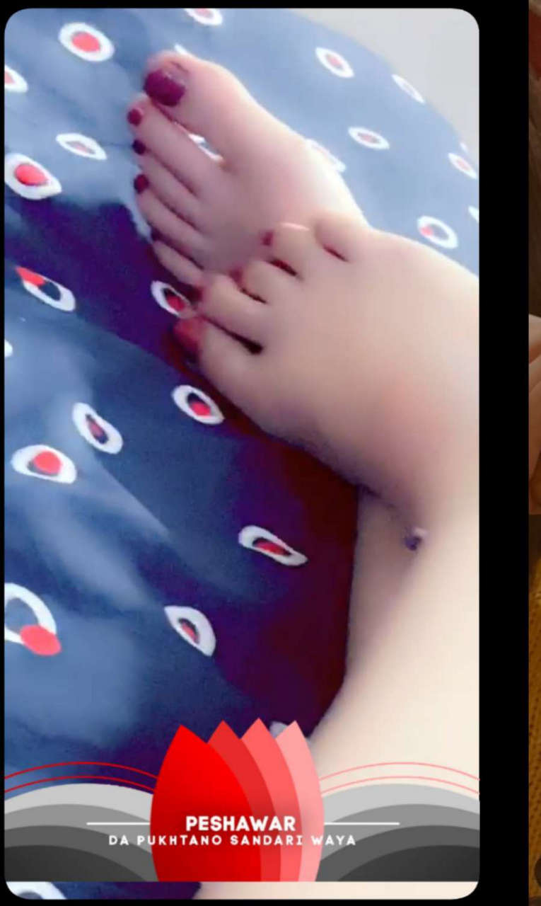 Najeeba Faiz Feet