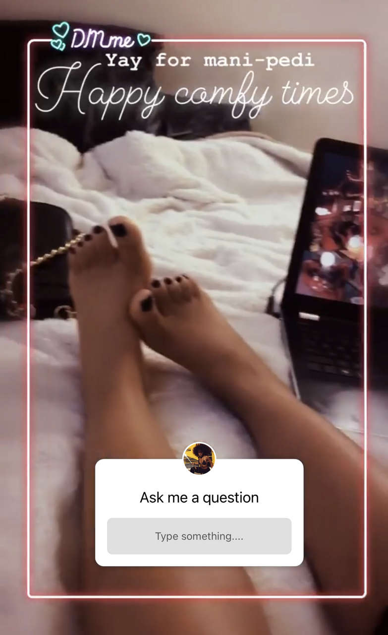 Shaina West Feet