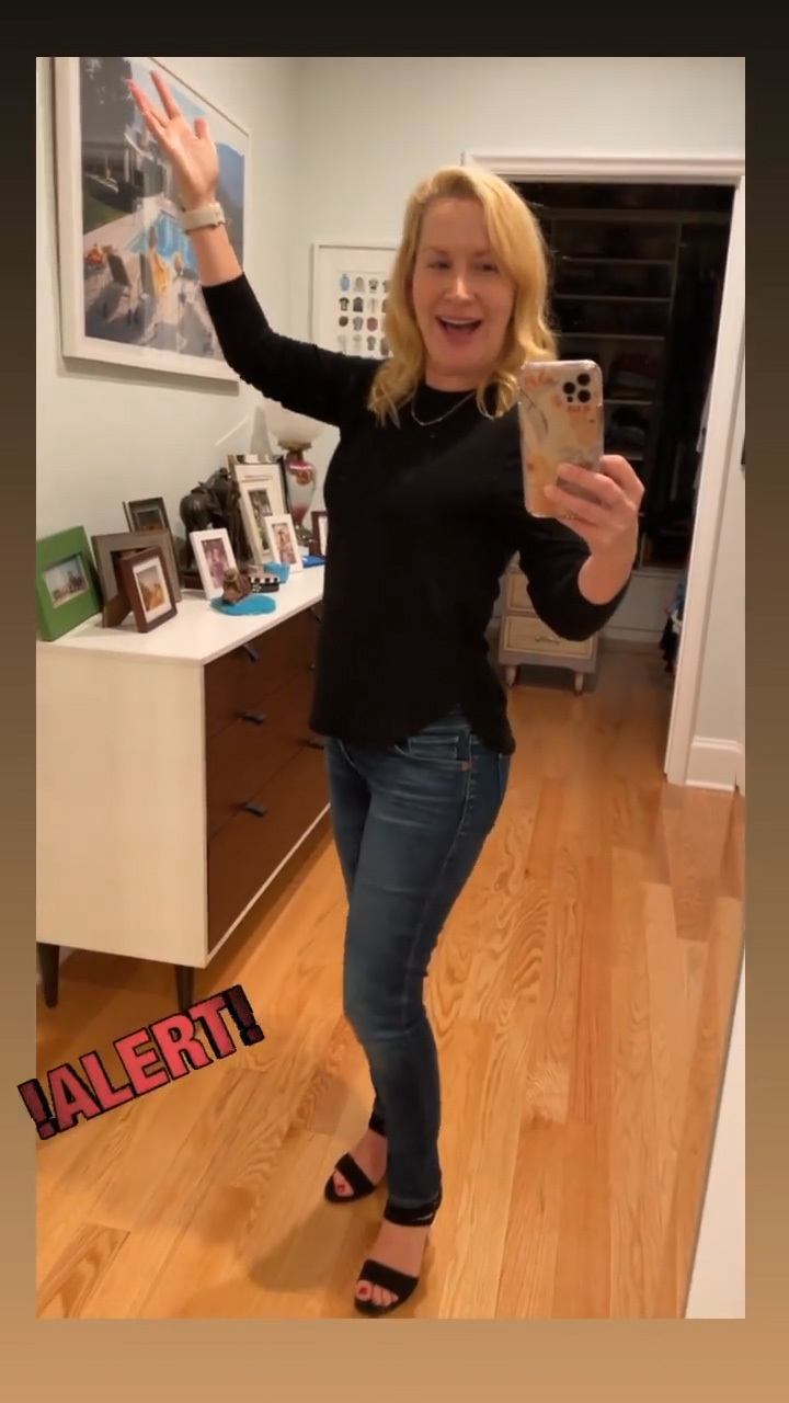 Angela Kinsey Feet