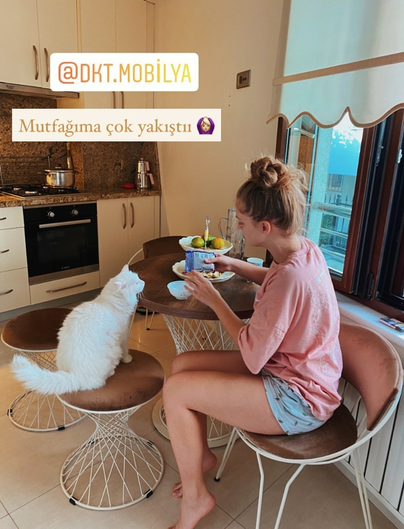 Ipek Filiz Yazici Feet