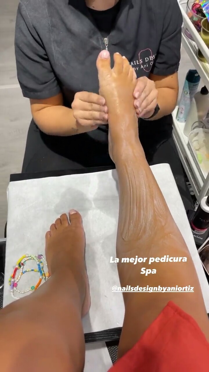 Anabel Pantoja Feet