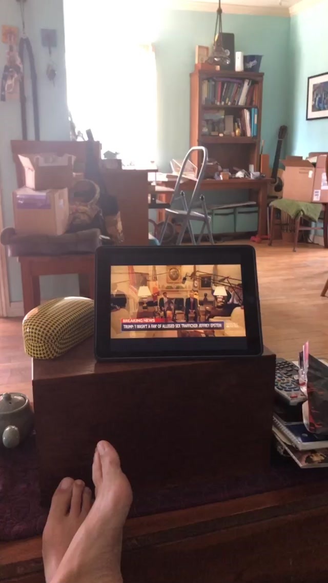 Anna Valenzuela Feet