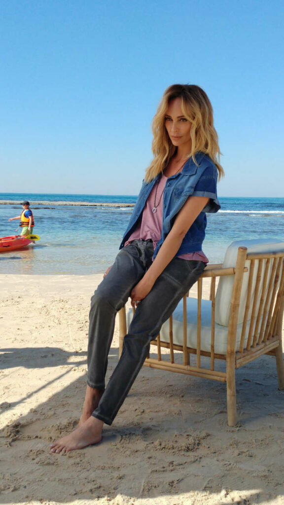 Miri Bohadana Feet (31 photos)