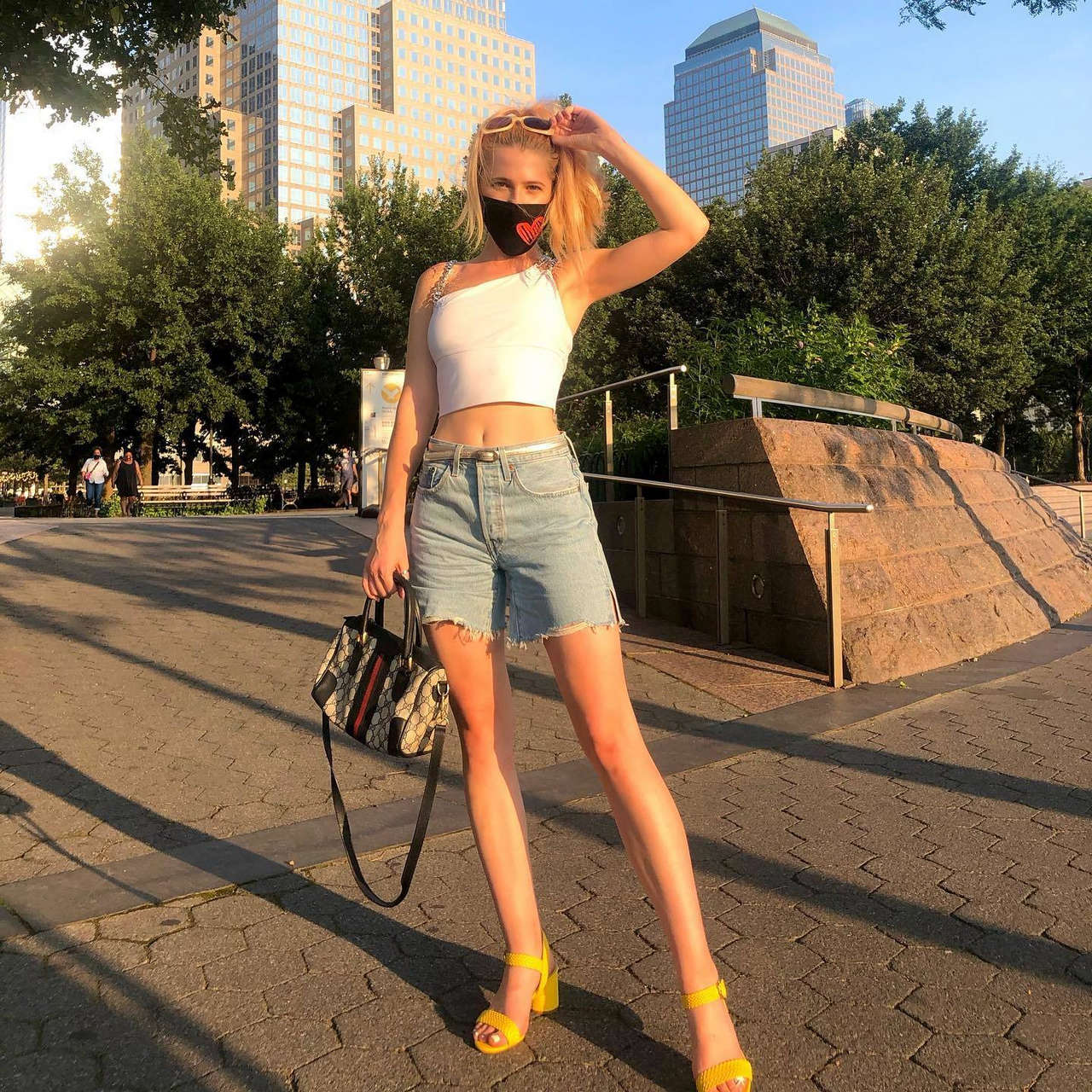 Gabrielle Hersh Feet