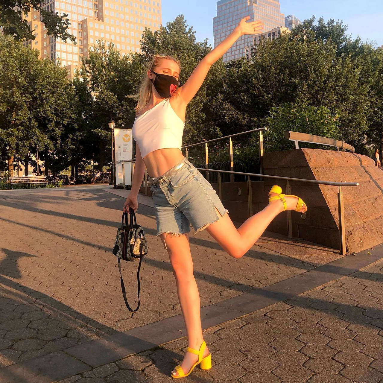 Gabrielle Hersh Feet