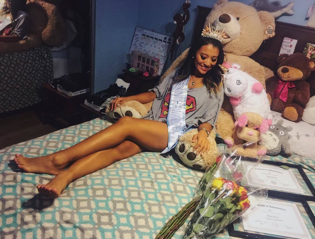 Candice Xiao Liang Feet