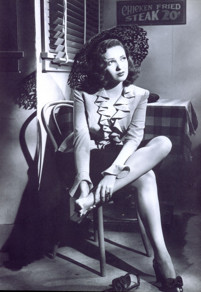 Linda Darnell Feet