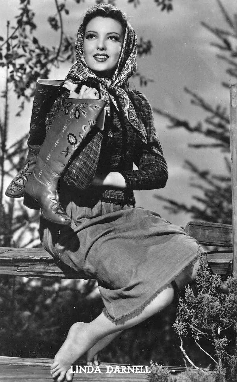 Linda Darnell Feet