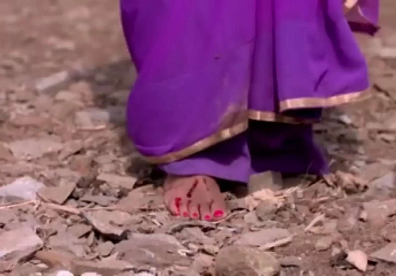 Vibha Anand Feet