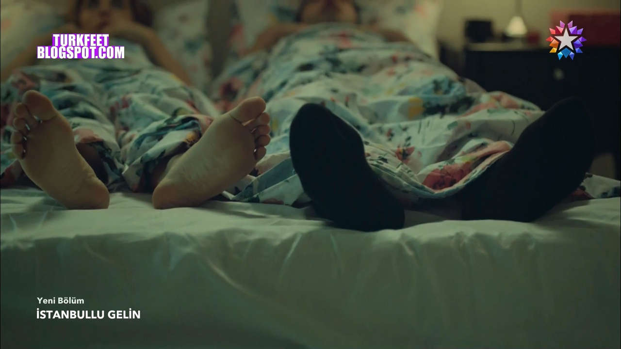 Neslihan Yeldan Feet