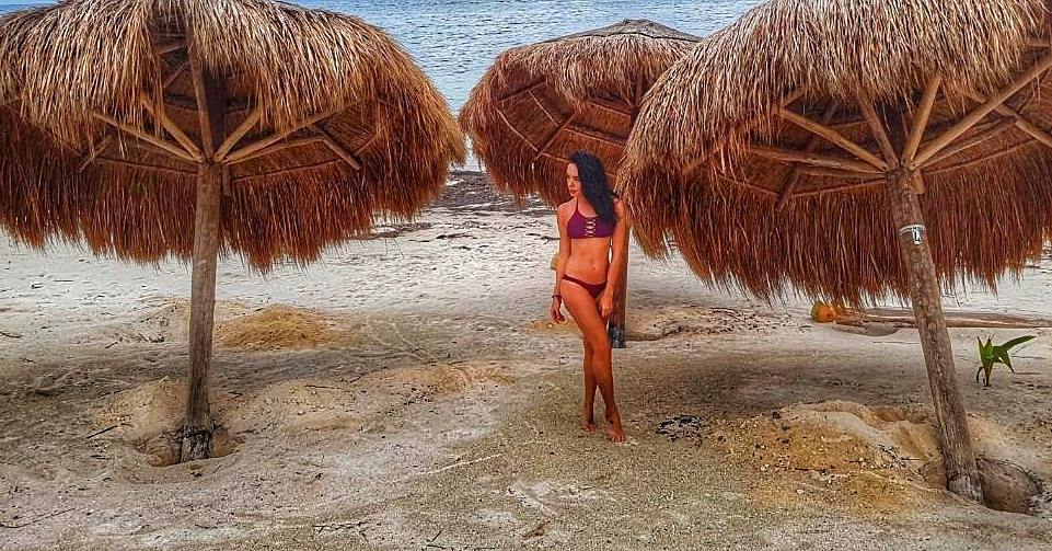 Quetzalli Bulnes Feet