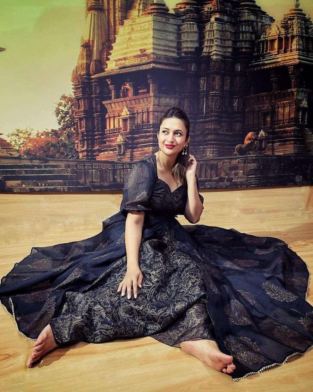 Divyanka Tripathi Feet
