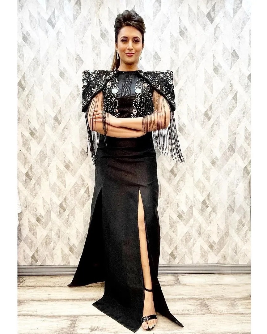 Divyanka Tripathi Feet