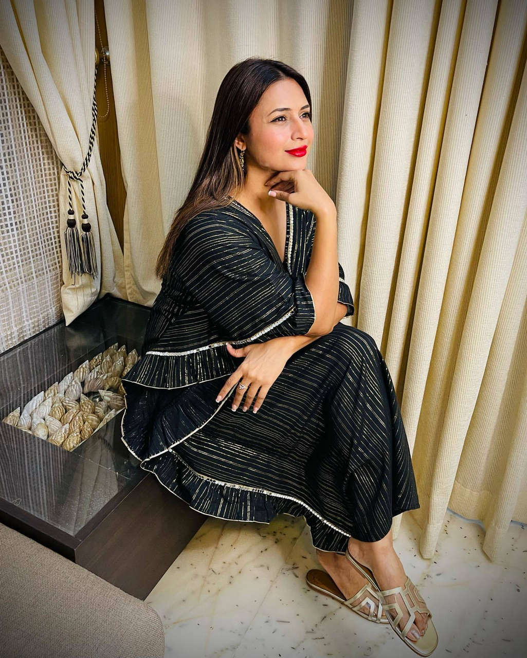 Divyanka Tripathi Feet