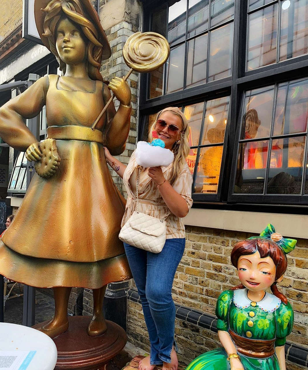 Saffron Lempriere Feet