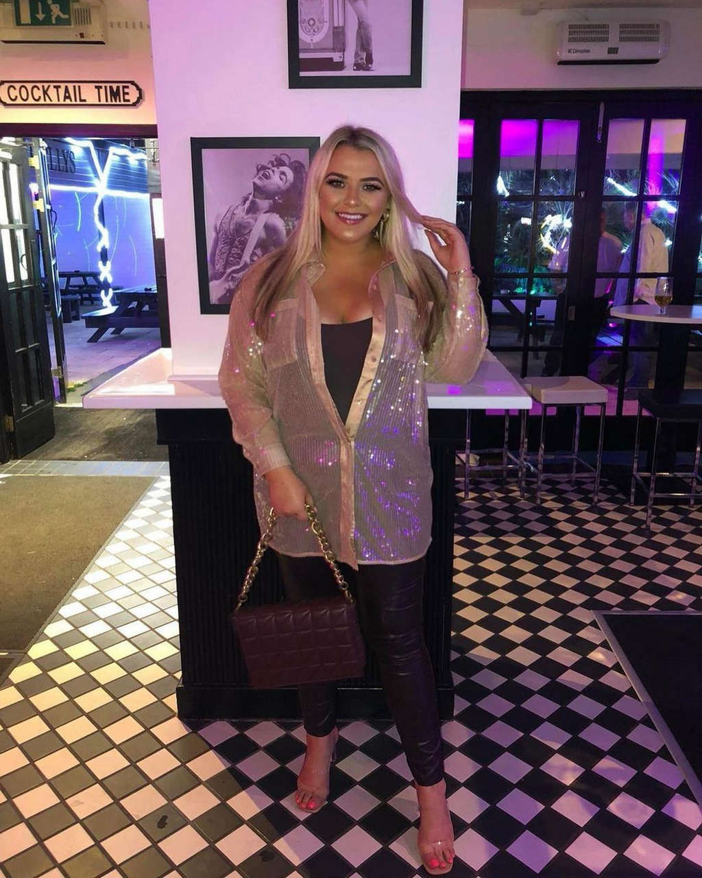 Saffron Lempriere Feet