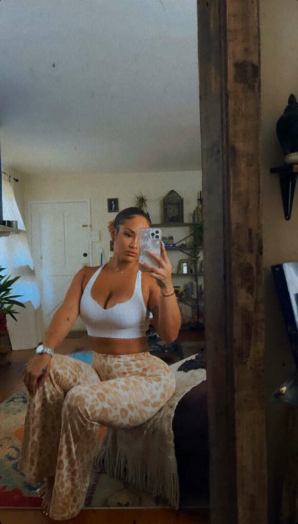 Brittany Dailey Feet (19 photos)