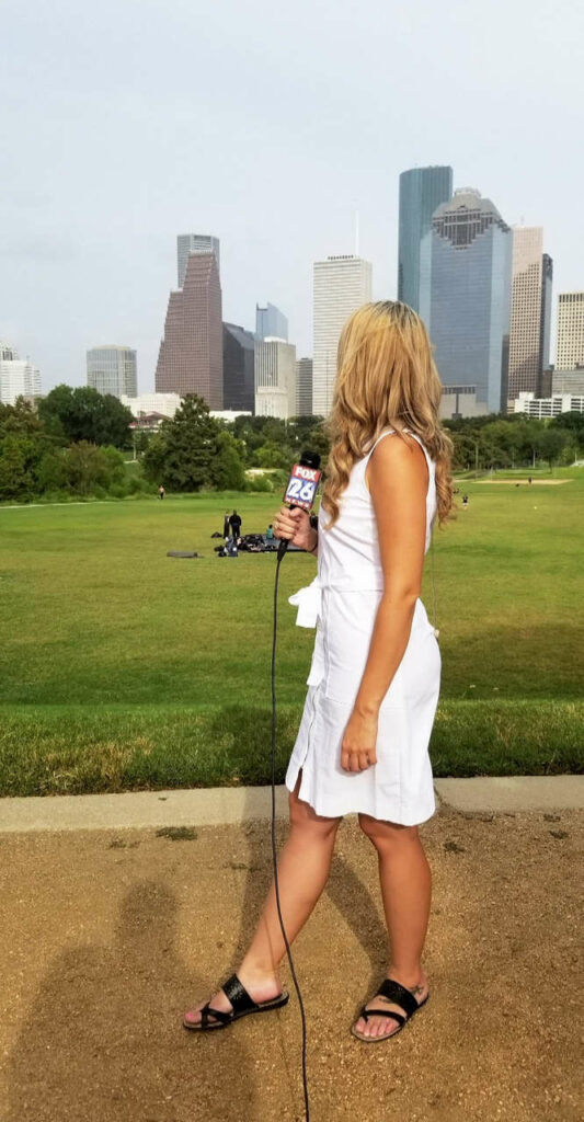 Lindsey Henry Feet (16 photos)
