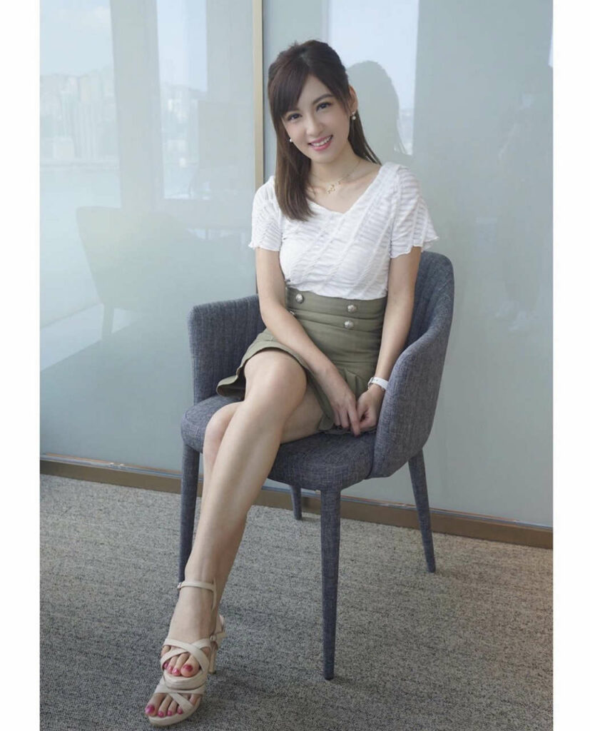 Ka Sin Chan Feet (12 photos)