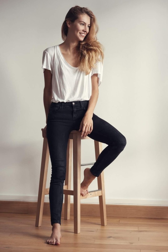 Alicia Endemann Feet