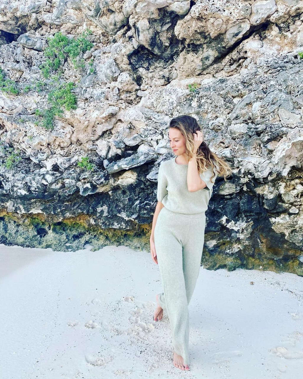 Alicia Endemann Feet