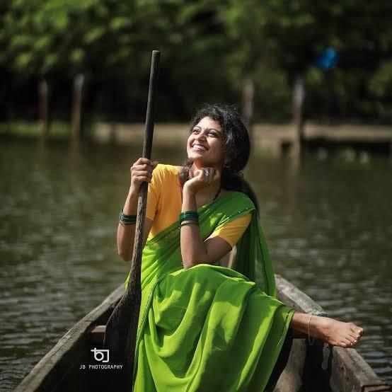 Shruthi Rajanikanth Feet