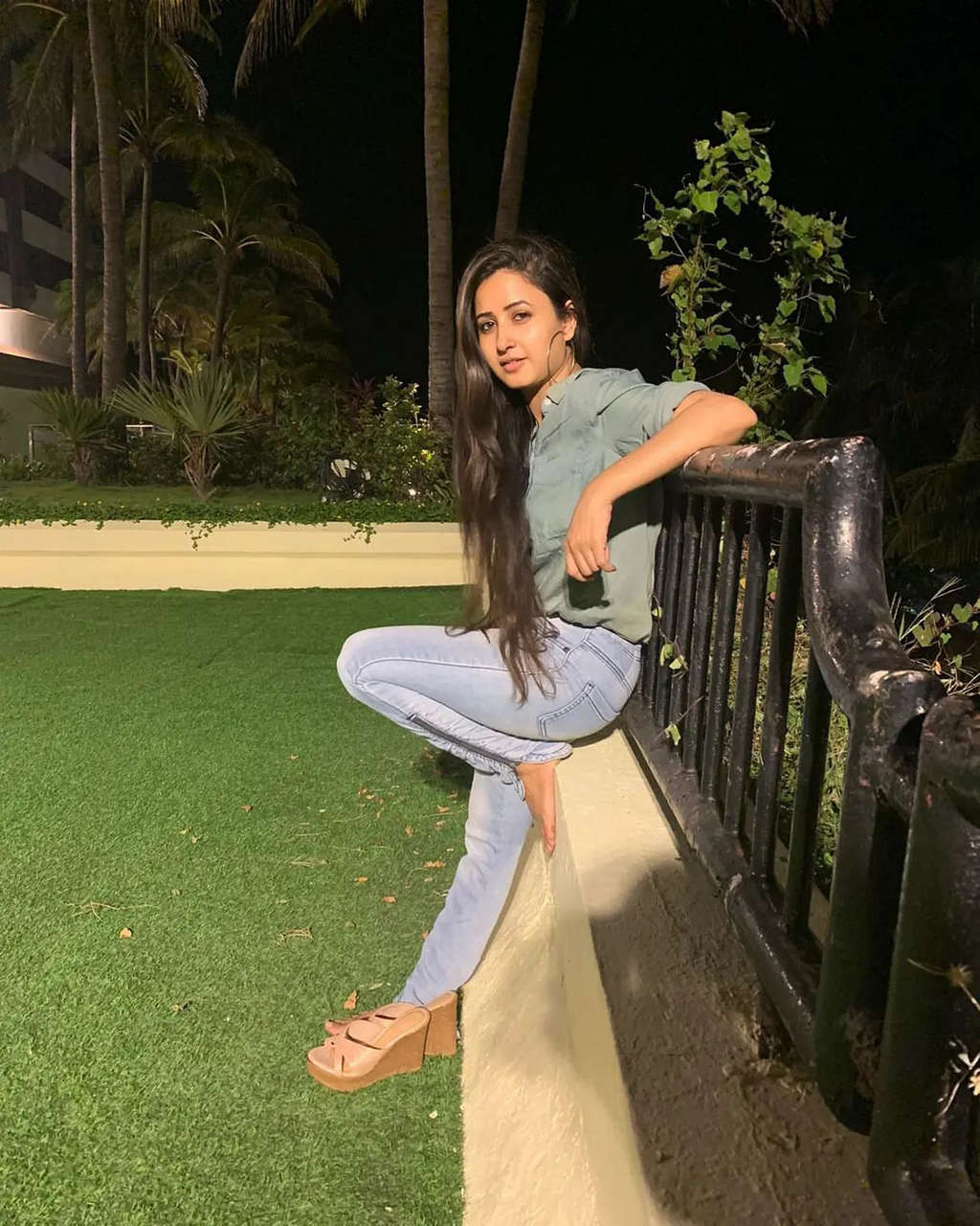 Sana Amin Sheikh Feet