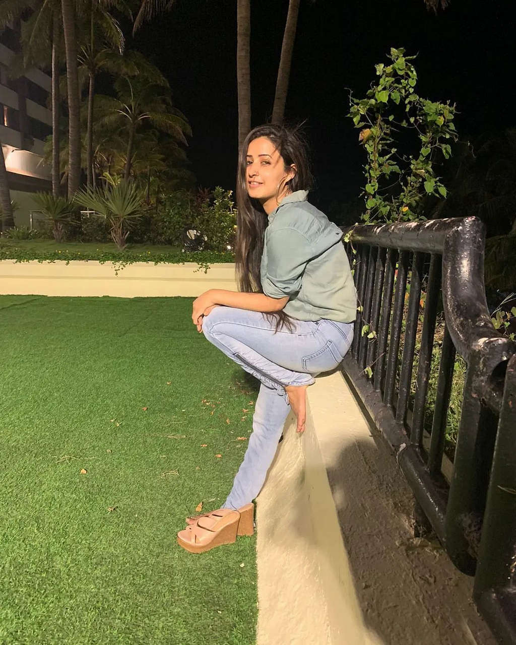 Sana Amin Sheikh Feet