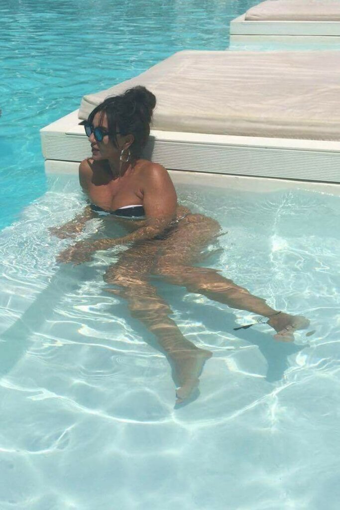 Angela Zougra Feet (18 photos)