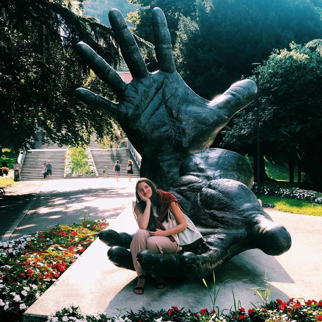 Nicola Mcdermott Feet