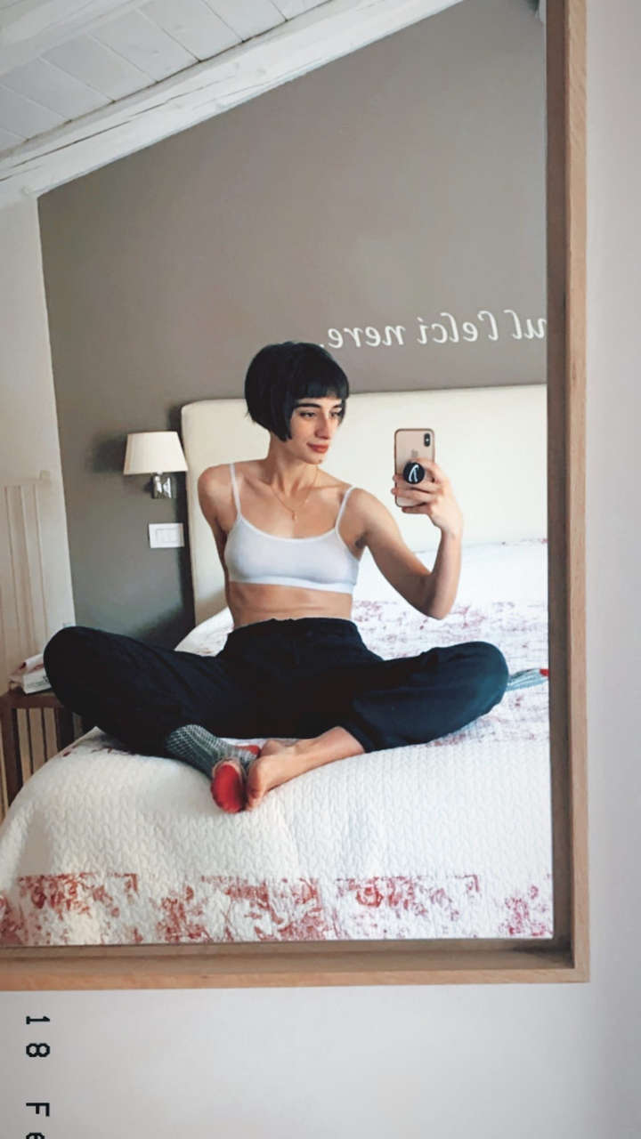 Michela De Rossi Feet