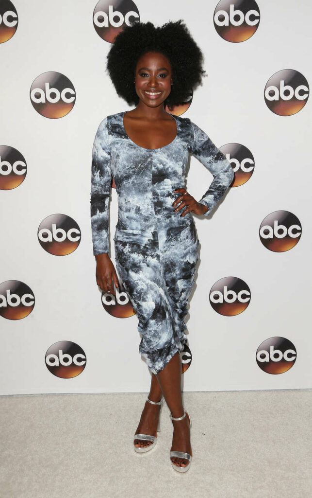 Kirby Howell Baptiste Feet (16 photos)