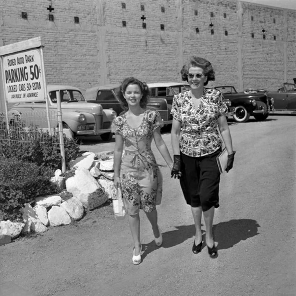 Shirley Temple Feet (11 photos)