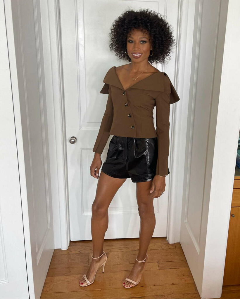 Allyson Felix Feet (5 images)