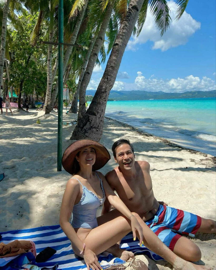 Geneva Cruz Feet (9 photos)
