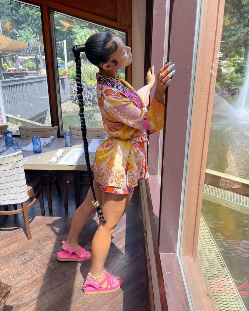 Vena Excell Feet (8 photos)