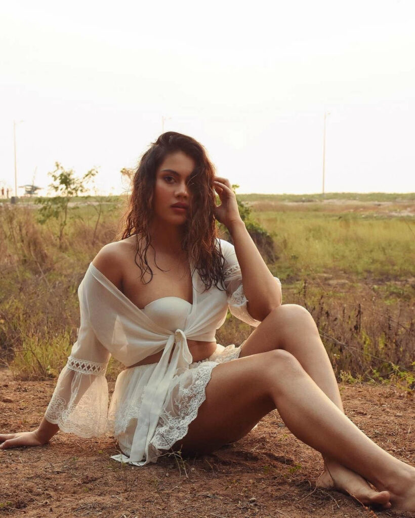 Namrata Sharma Feet (9 photos)